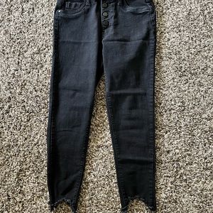 Black Label skinny cropped jeans NWOT